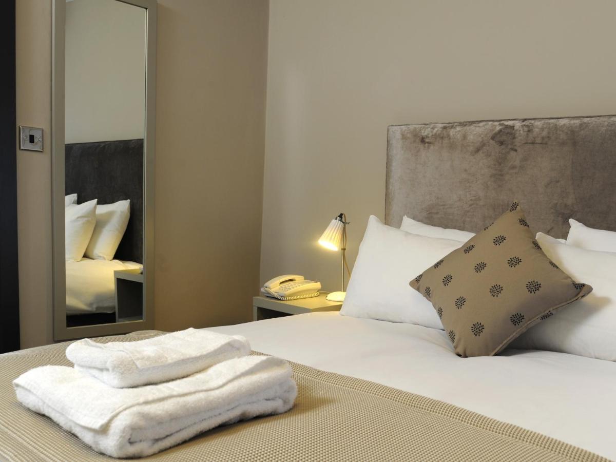 The Red Lion Hotel Whittlesford Екстериор снимка